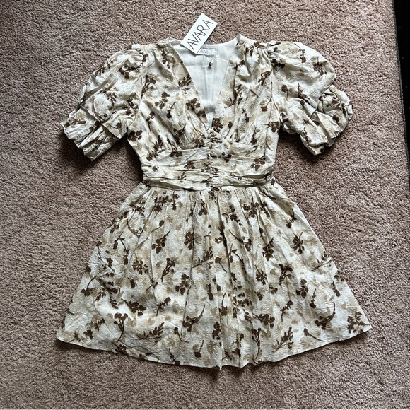 Avara Chrissy Floral Cream Brown Mini Dress NWT Size Small - Picture 4 of 12